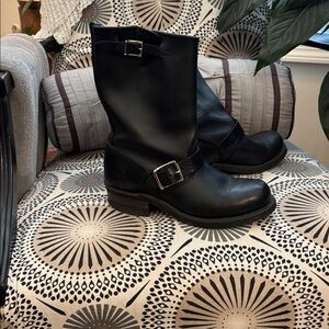 The Frye Company Women's Engineer 12R Boots sz. 6.5 black.